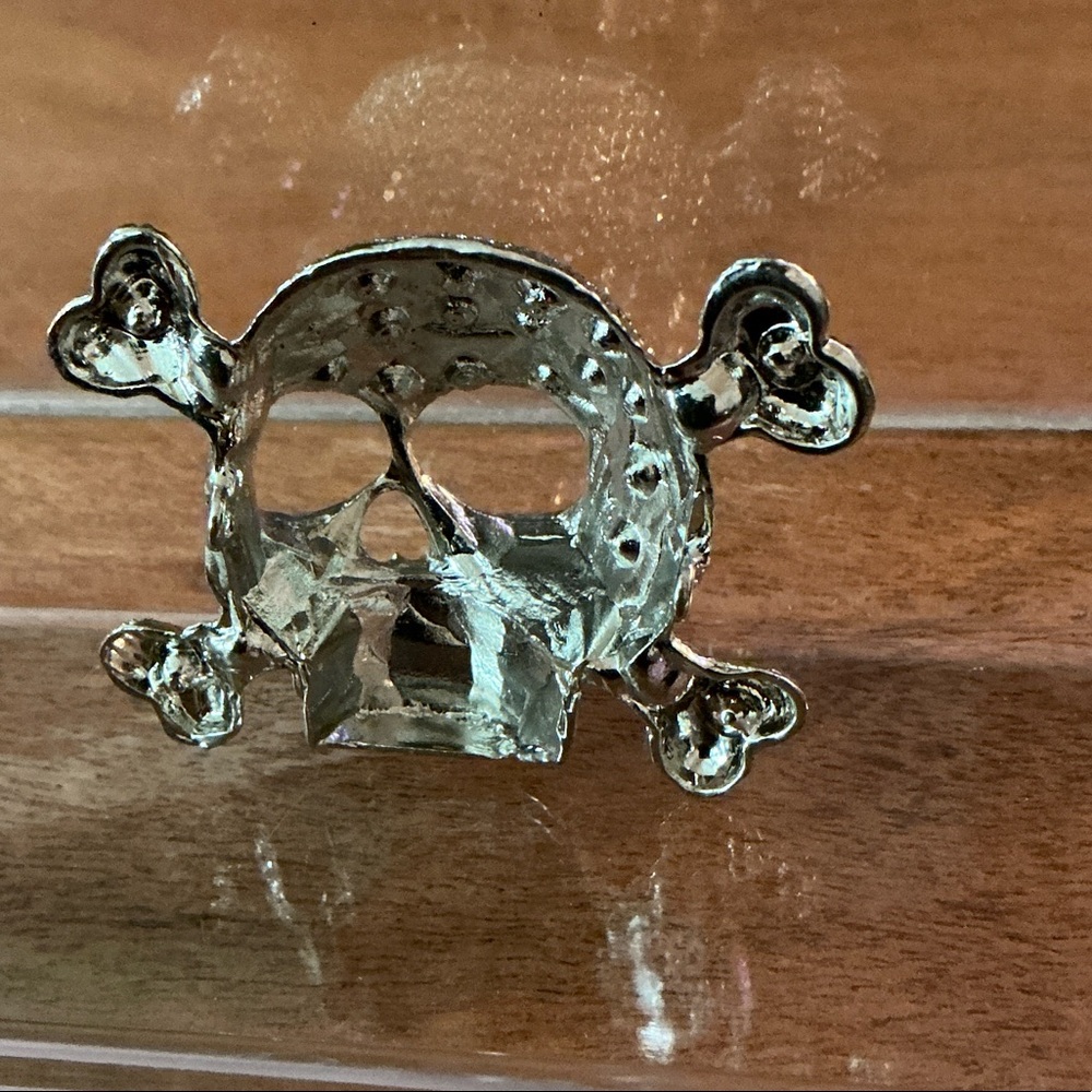 Skull Design Rhinestone Charm/Brooch Used Condition - Picture 2 of 4